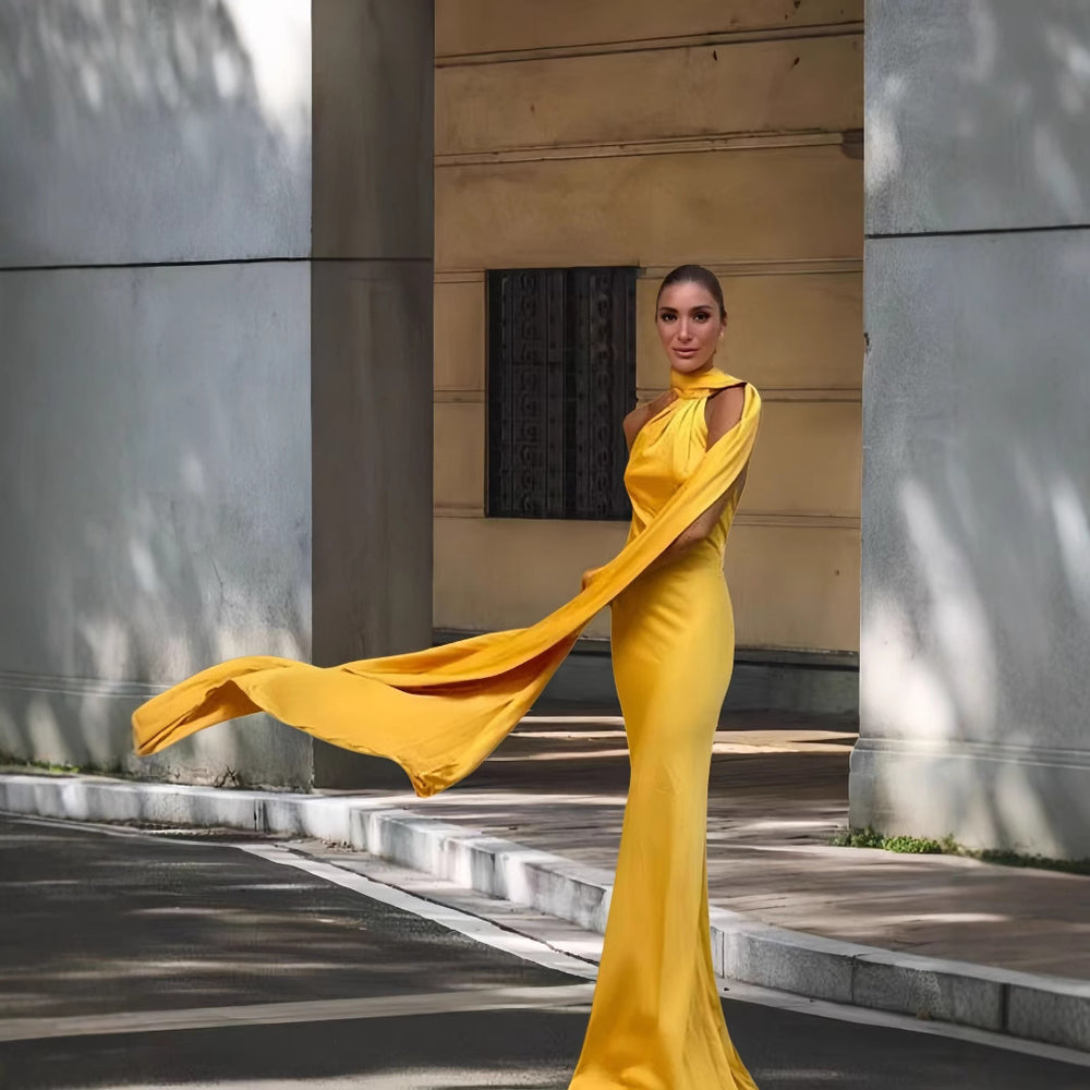 Damen Elegantes und fließendes Abendkleid mit asymmetrischem Ausschnitt EB