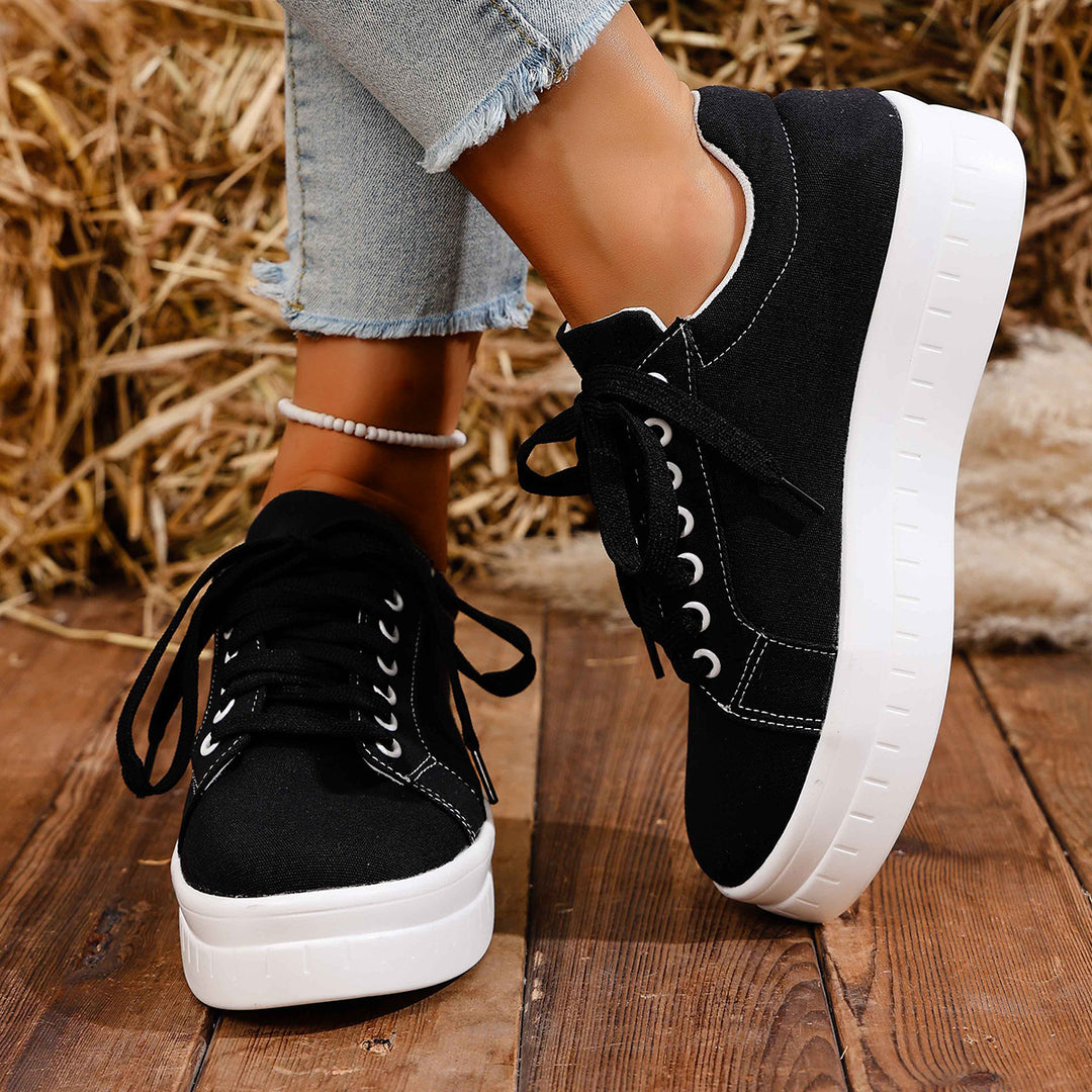 Damen Sneakers mit platten Sohlen EB