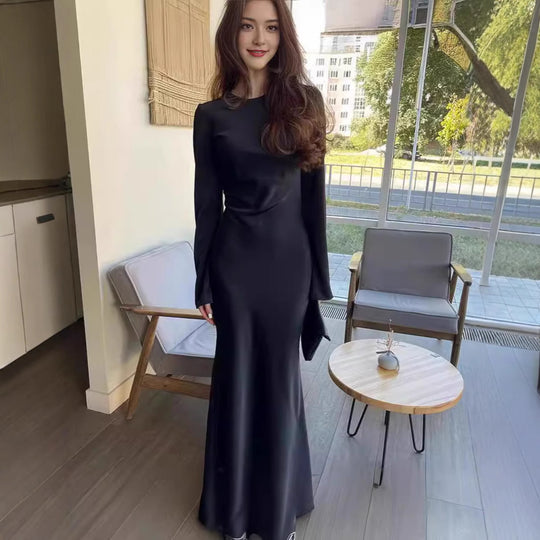 Damen Elegantes Maxikleid mit schmeichelndem Schnitt und ausgestellten Ärmeln EB
