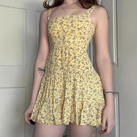 Damen Blumiges A-Linien Sommerkleid mit Rüschensaum und Spaghettiträgern EB
