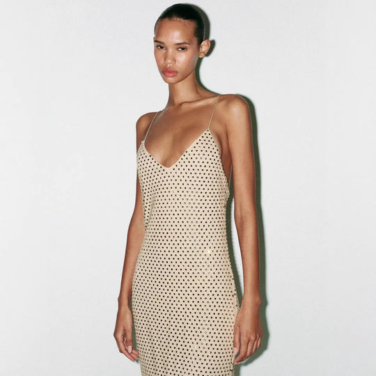 Damen Elegantes Maxikleid mit raffinierten Netzdetails und schmalen Spaghettiträgern EB