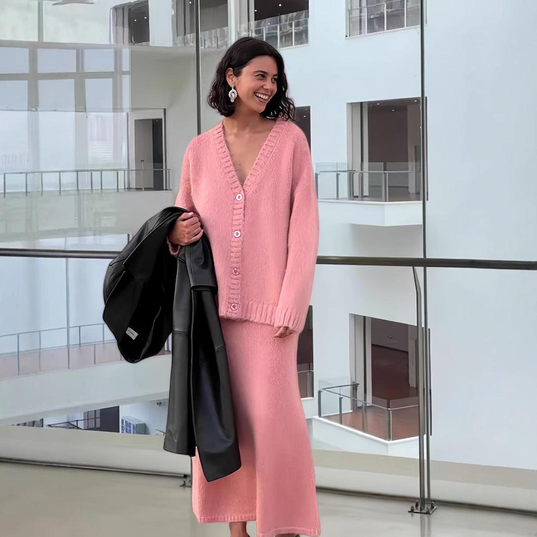 Damen Oversized Strickjacke mit tiefem V-Ausschnitt und großen Knöpfen EB