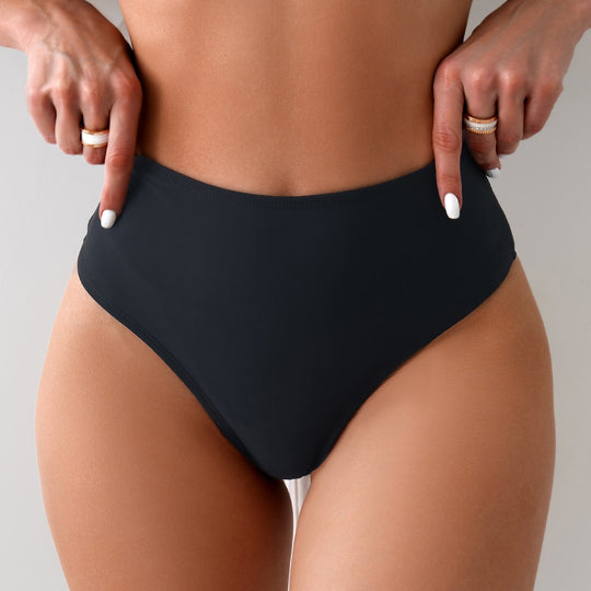 Damen Hochgeschnittene Bikini-Hose im minimalistischen Design mit komfortablem Bund EB