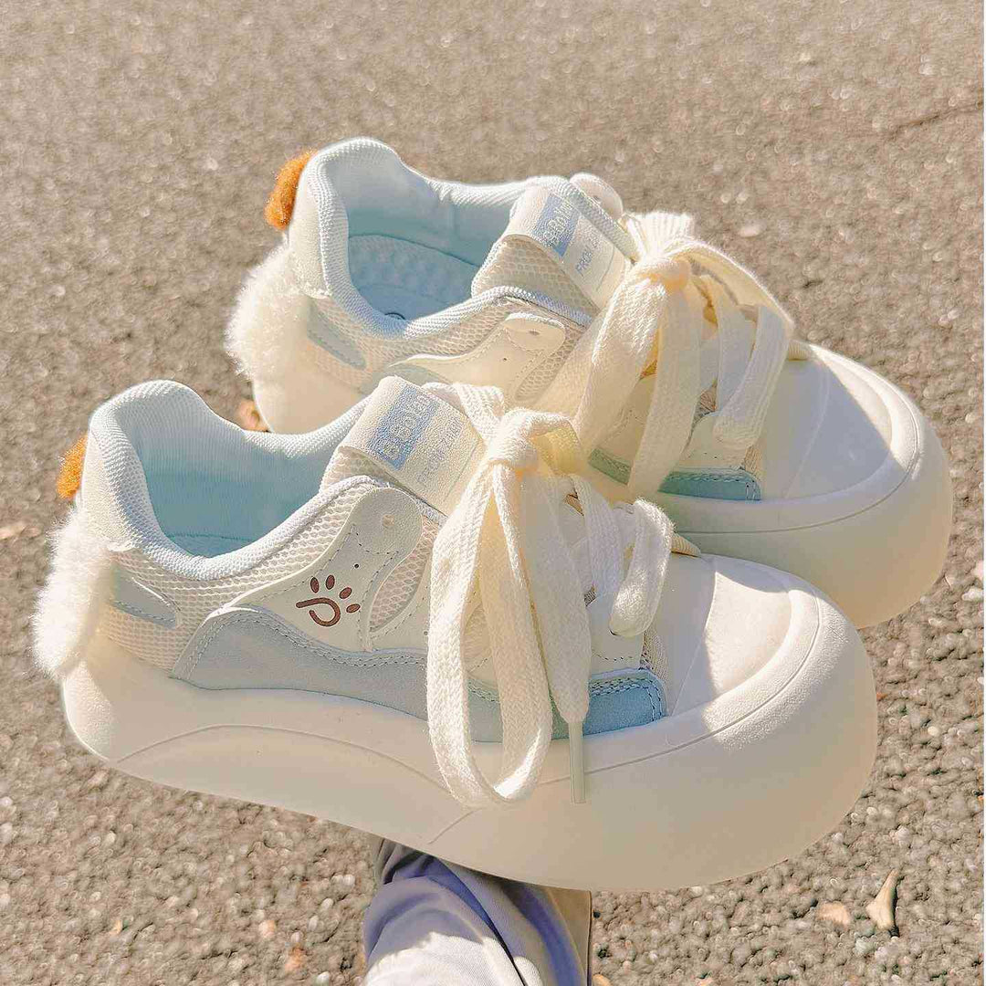 Damen Sneaker mit plüschiger Fütterung und flexiblen Schnürsenkeln EB