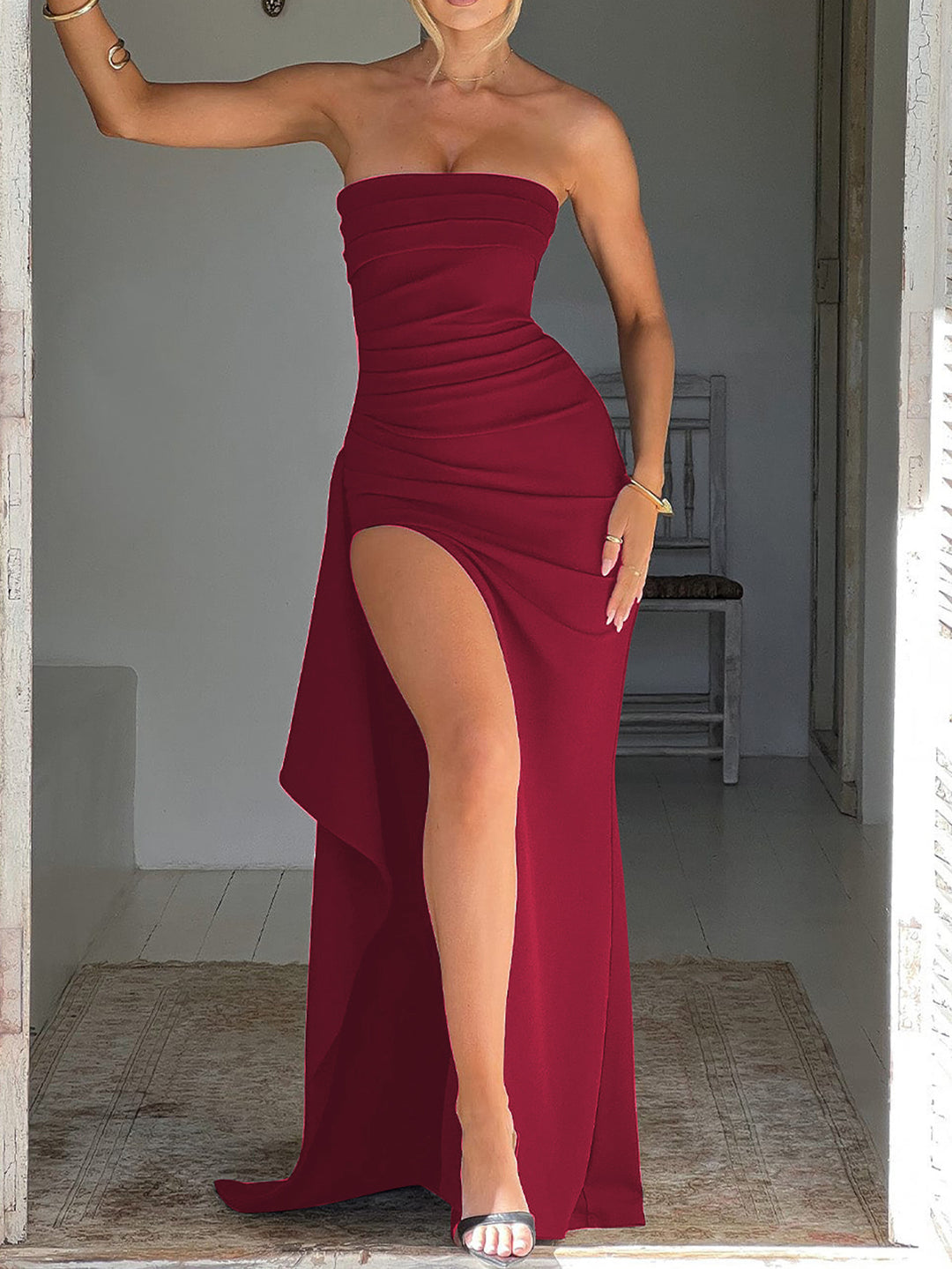 Damen Strapless Maxikleid mit elegantem Drapierungsdetail und hohem Schlitz EB