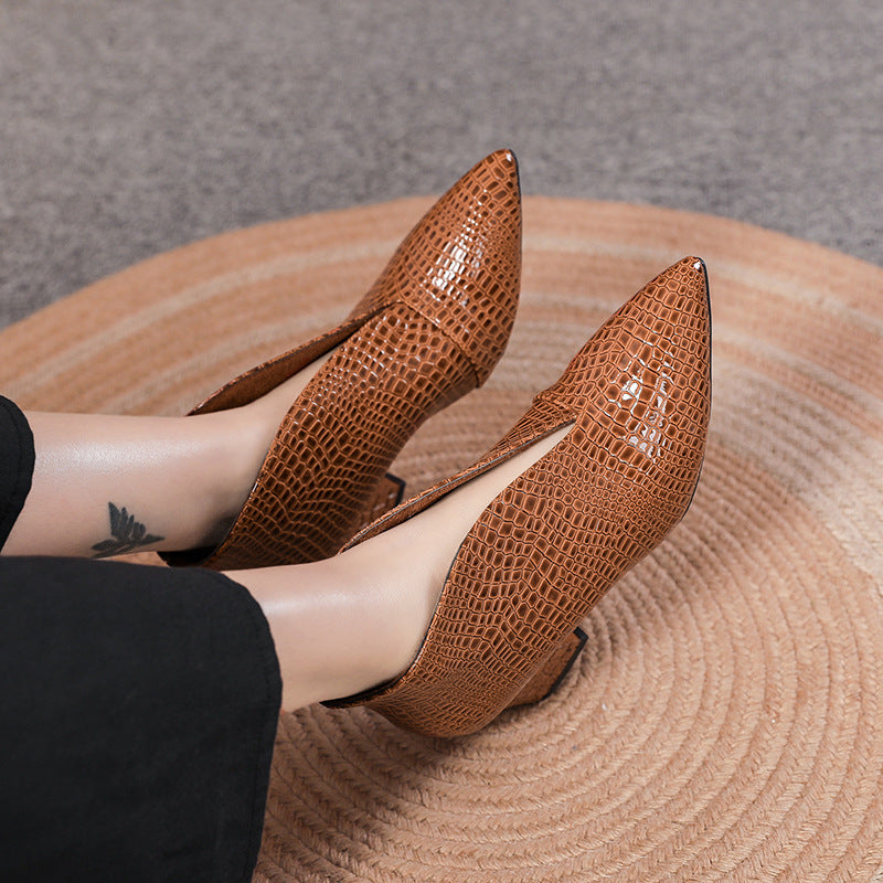 Damen Elegante Stiefeletten mit Kroko-Optik und trendigem Blockabsatz EB