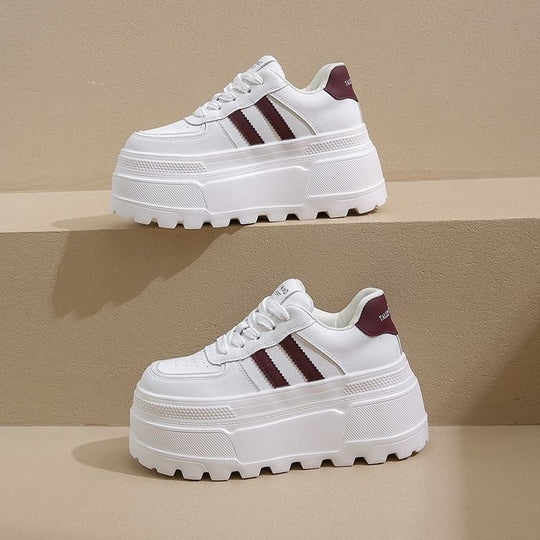Damen Plateau-Sneaker mit angesagtem Design und komfortabler Dämpfung EB