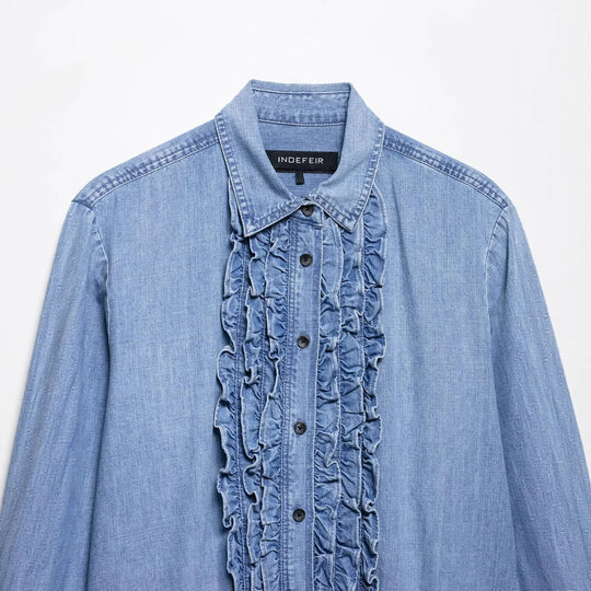 Damen nan Chambray-Bluse mit Rüschenknopfleiste, Hemdkragen und verlängertem Saum EB