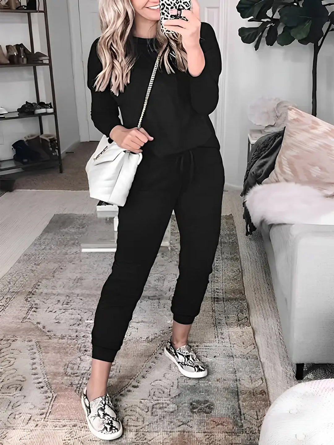 Damen Lässiger Freizeitanzug mit stylischem Schnitt und elastischem Bund EB