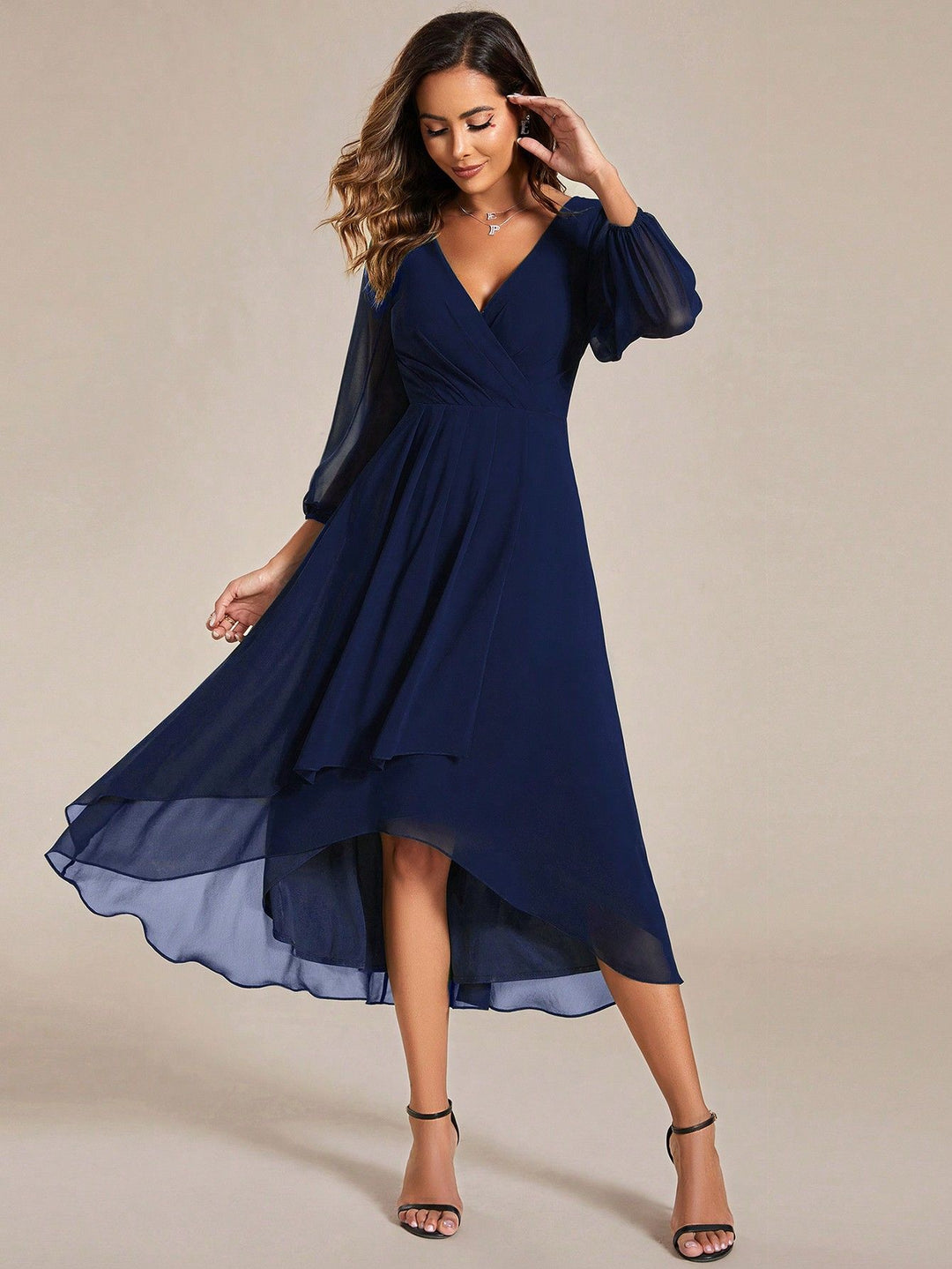 Damen Elegantes Wickelkleid mit transparenter Ärmel und asymmetrischem Saum EB