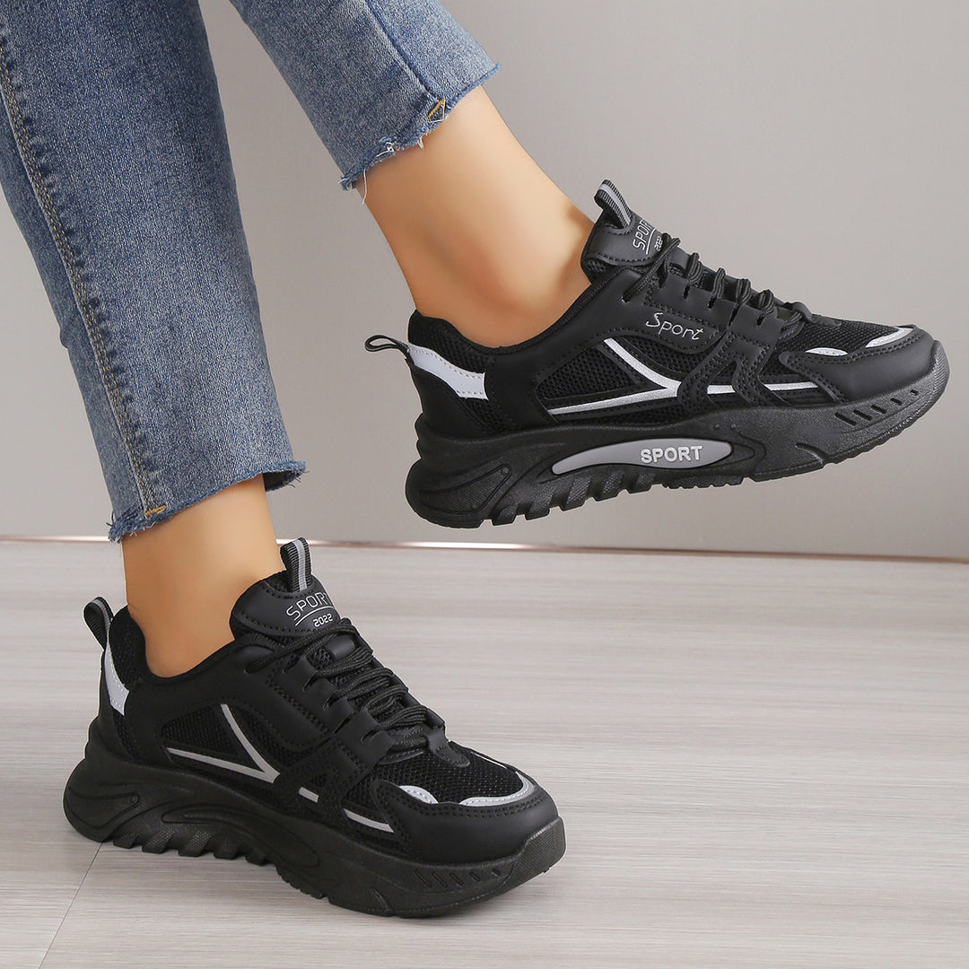 Damen Sportliche Sneakers mit flexibler Laufsohle und atmungsaktivem Obermaterial EB