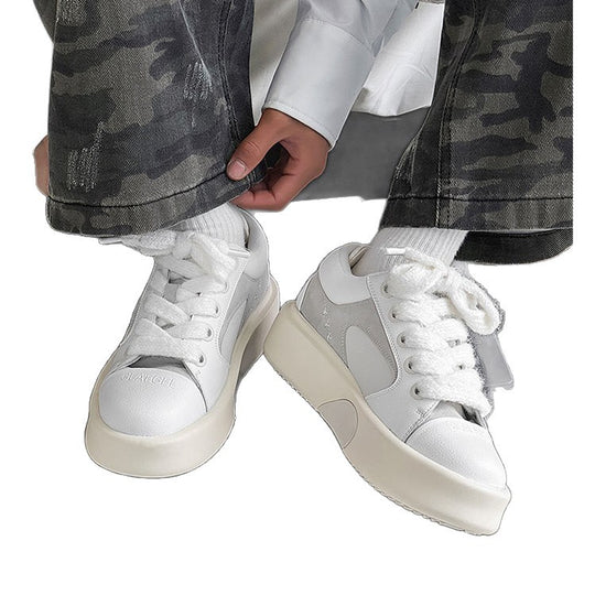 Damen modische Sneaker mit dämpfender Plateau-Sohle und stylischen Akzenten EB