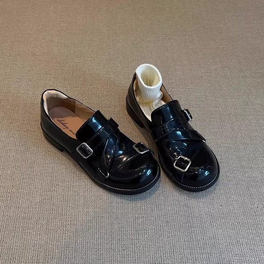 Damen Modische Schnürschuhe mit glänzender Oberfläche und praktischen Riemen EB