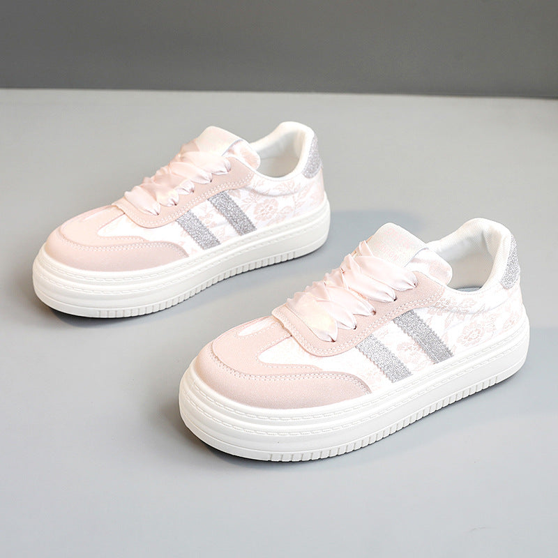 Damen Modische Sneaker mit trendigem Obermaterial und komfortablem Profil EB