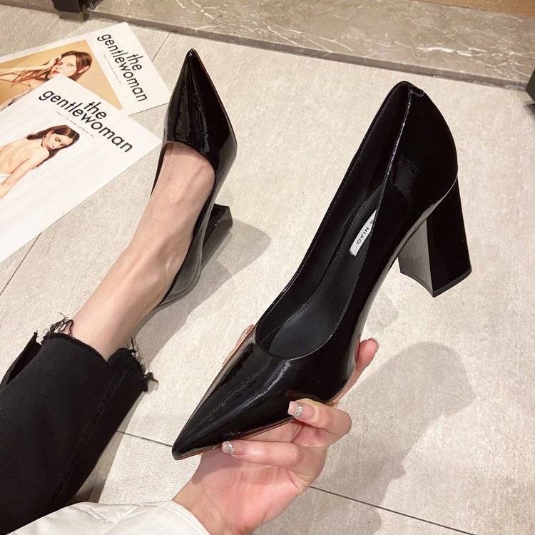 Damen spitze High Heels mit Blockabsatz EB