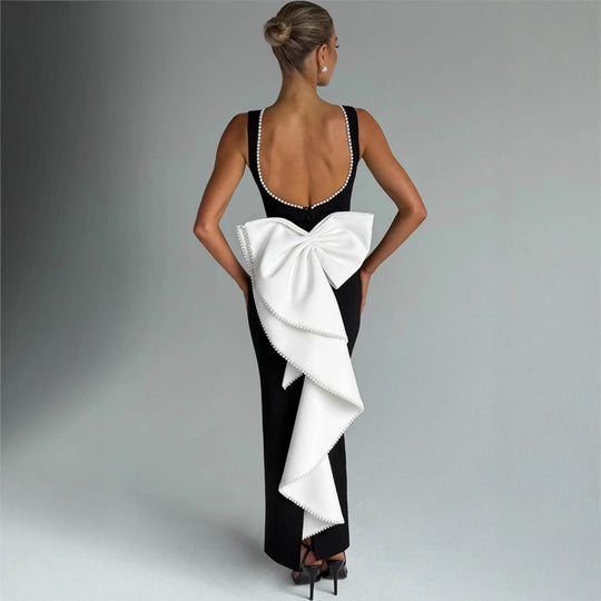 Damen Elegantes Maxikleid mit strukturierter Silhouette und stilvollem Design EB