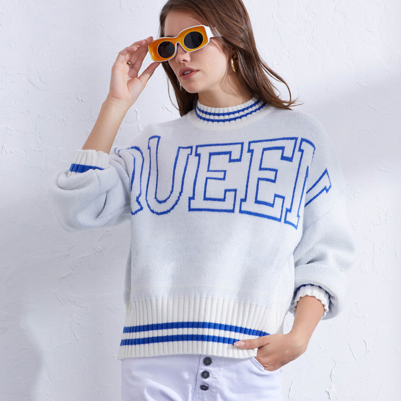 Damen sportlicher Pullover mit hohem Kragen und modischem Schriftzug EB