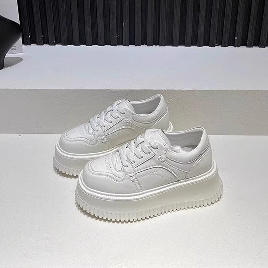 Damen Plateau-Sneaker mit ergonomischer Dämpfung und modischem Design EB