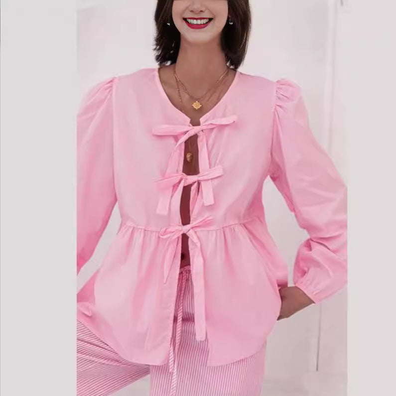 Damen Bluse mit verspielten Rüschendetails und Raffinförderungen EB