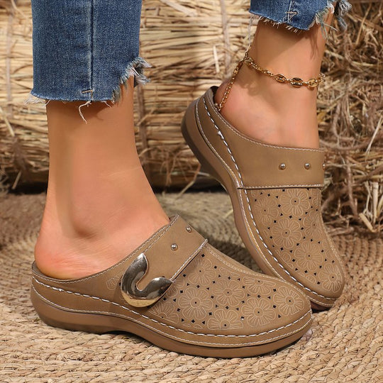 Damen Komfortable und stilvolle Clogs mit floralem Design EB