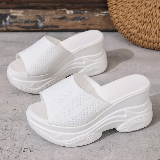 Damen Plateauschlupfschuhe mit floralen Akzenten EB