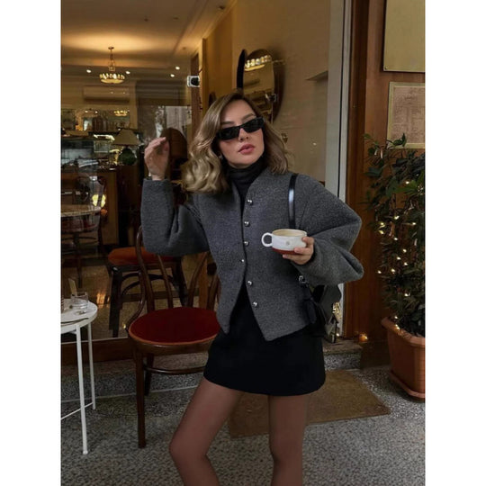 Damen zeitlose Strickjacke mit eleganten Knöpfen und voluminösen Ärmeln EB