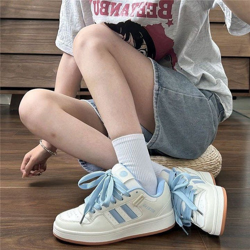 Damen Sportliche Sneakers im Retro-Look mit atmungsaktiver Oberflächenstruktur EB