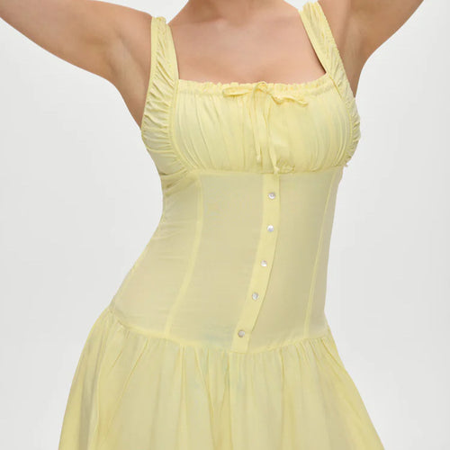 Damen Minikleid mit Rüschendetails und dekorativem Knoten EB