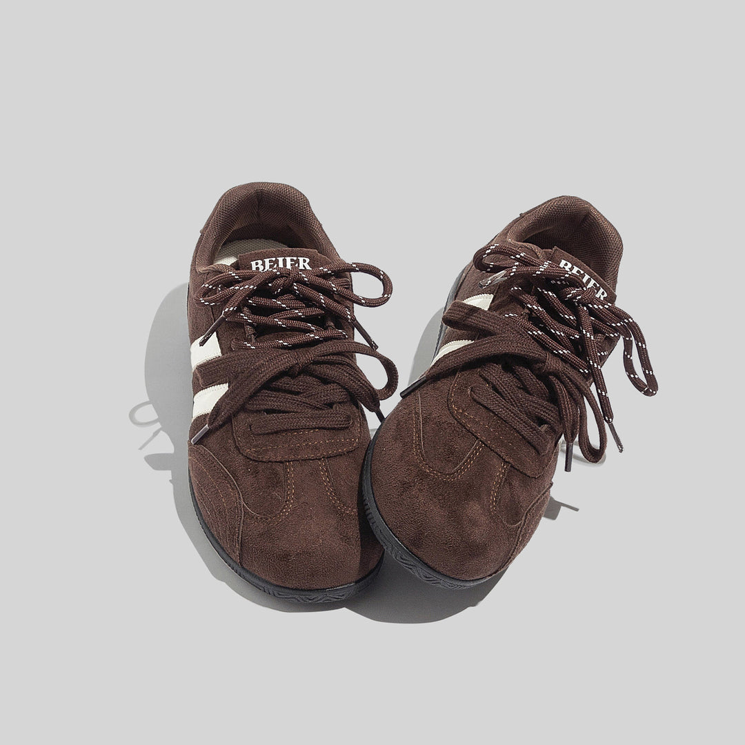 Damen Sportliche Sneaker mit rutschfester Gummisohle und weichem Wildleder-Obermaterial EB