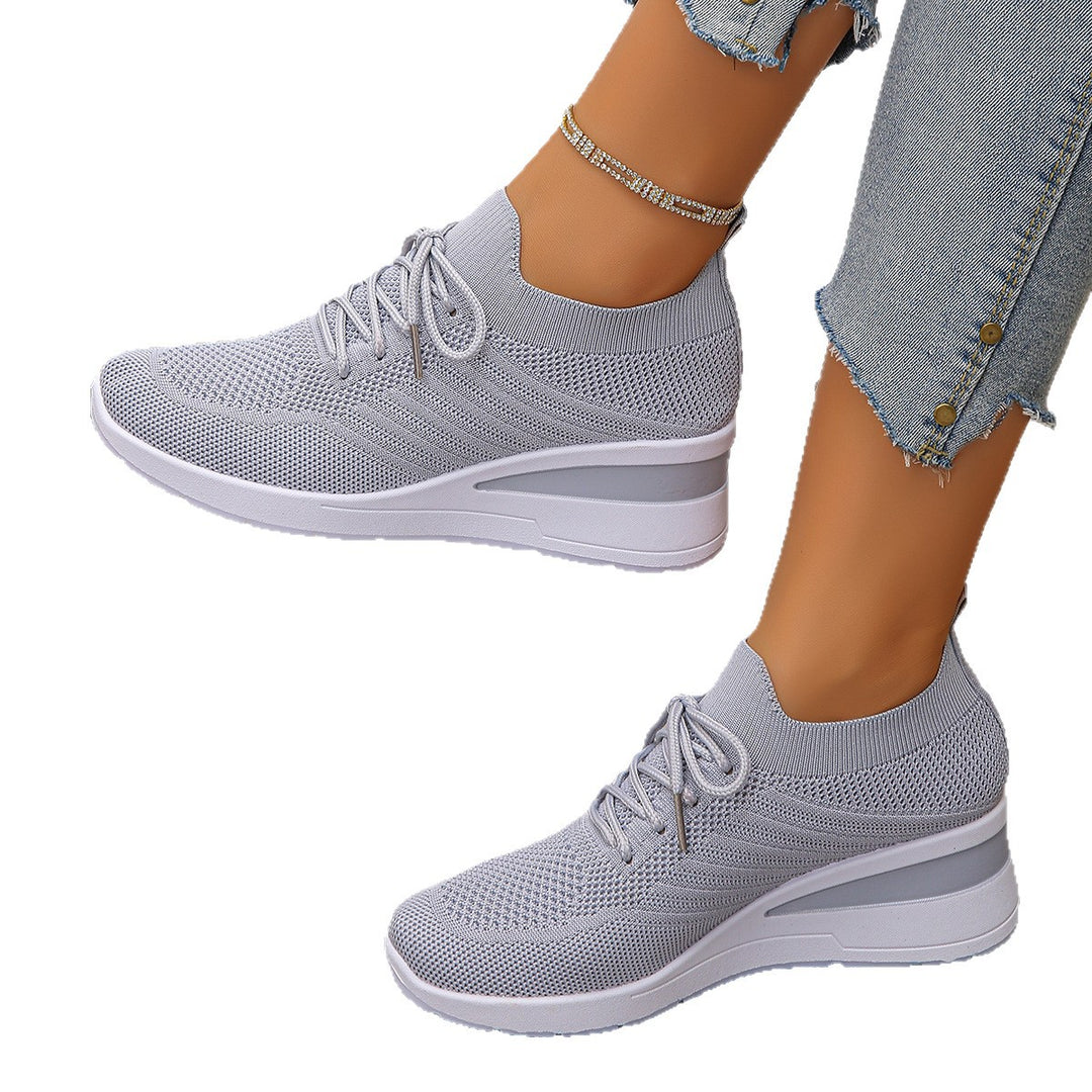 Damen Sportliche Wedge-Sneaker mit atmungsaktivem Mesh-Obermaterial und rutschfester Sohle EB
