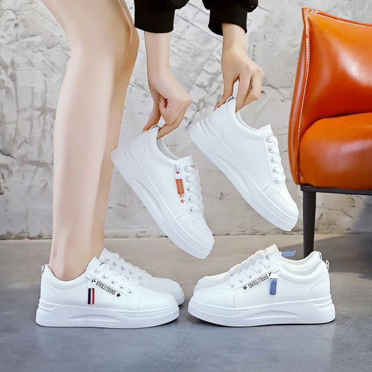 Damen Chunky Sneakers mit sportlichem Design und trendigen Akzenten EB