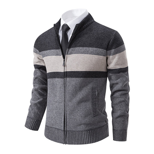 Herren Strickjacke mit hohem Kragen und innovativem Zip EB