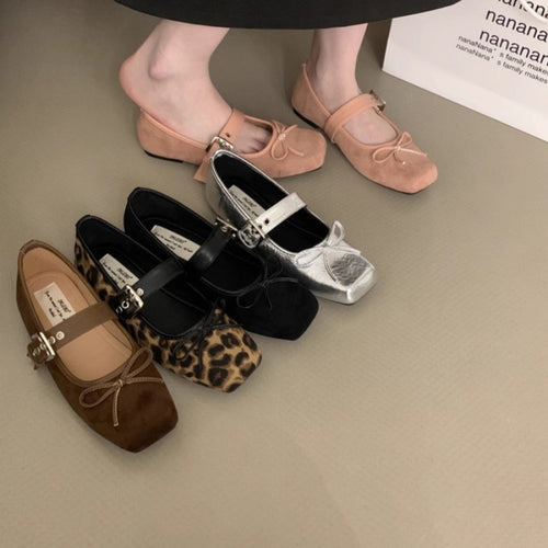 Damen Ballerinas aus weichem Wildleder mit verstellbarem Riemen und dekorativer Schleife EB