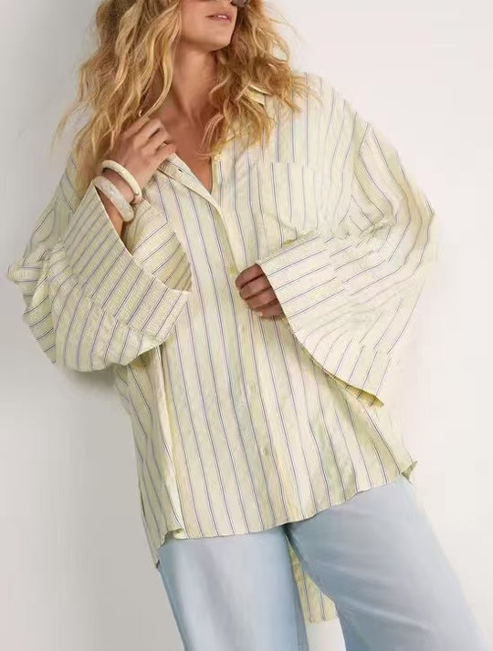 Damen Oversize-Hemdbluse mit weitem Glockenärmel und feinem Streifenmuster EB