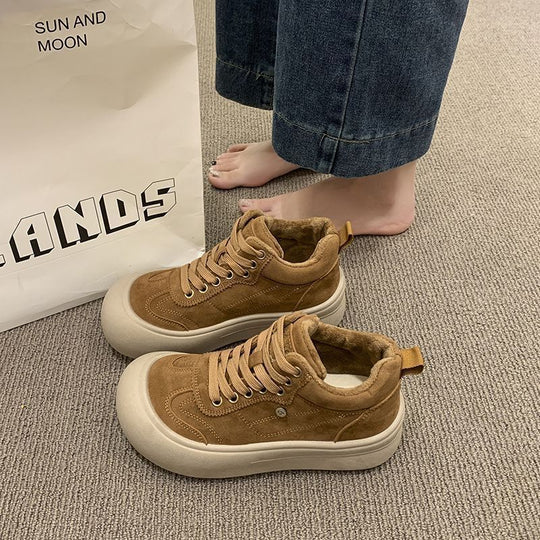 Damen Chunky Sneakers mit weichem Veloursleder und dämpfender Sohle EB