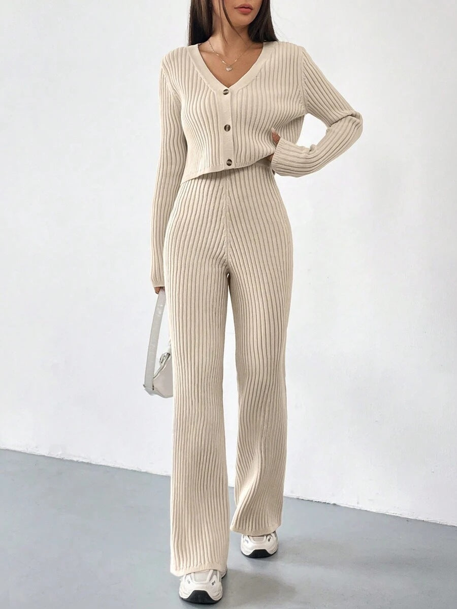 Damen Strick-Ensemble mit V-Ausschnitt und weitem Bein EB
