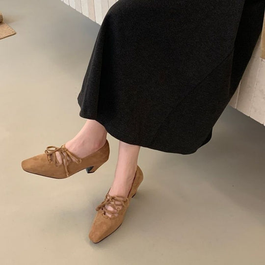 Damen elegante Schnürpumps mit modischem Riemchen-Design EB