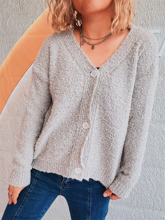 Damen kuschelige Strickjacke mit Knopfdetails und lässigem Schnitt EB