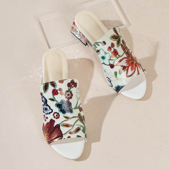 Damen Riemchen-Mules mit floralem Design und komfortablem Blockabsatz EB