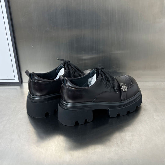 Damen Chunky Sneakers mit robustem Sohlenprofil und modischem Design EB