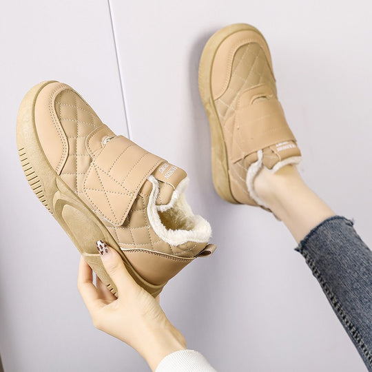 Damen Bequeme Sneakers mit warmer Innenausstattung und praktischem Klettverschluss EB