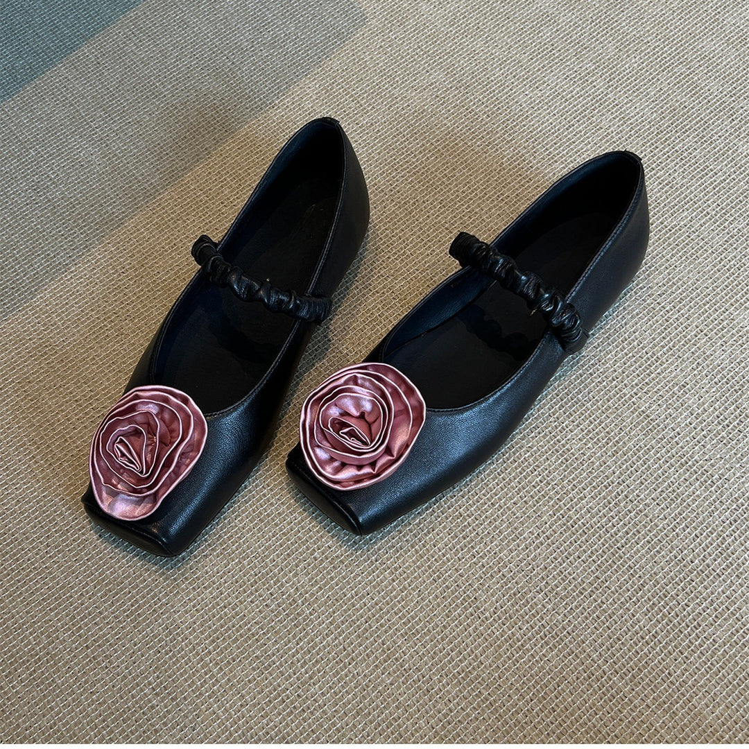 Damen Ballerina-Schuhe mit floralem Design und elegantem Riemen EB