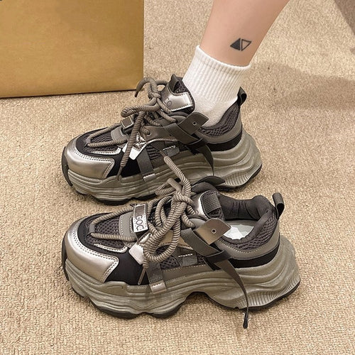 Damen Sportliche Chunky Sneakers mit atmungsaktiven Mesh-Elementen EB