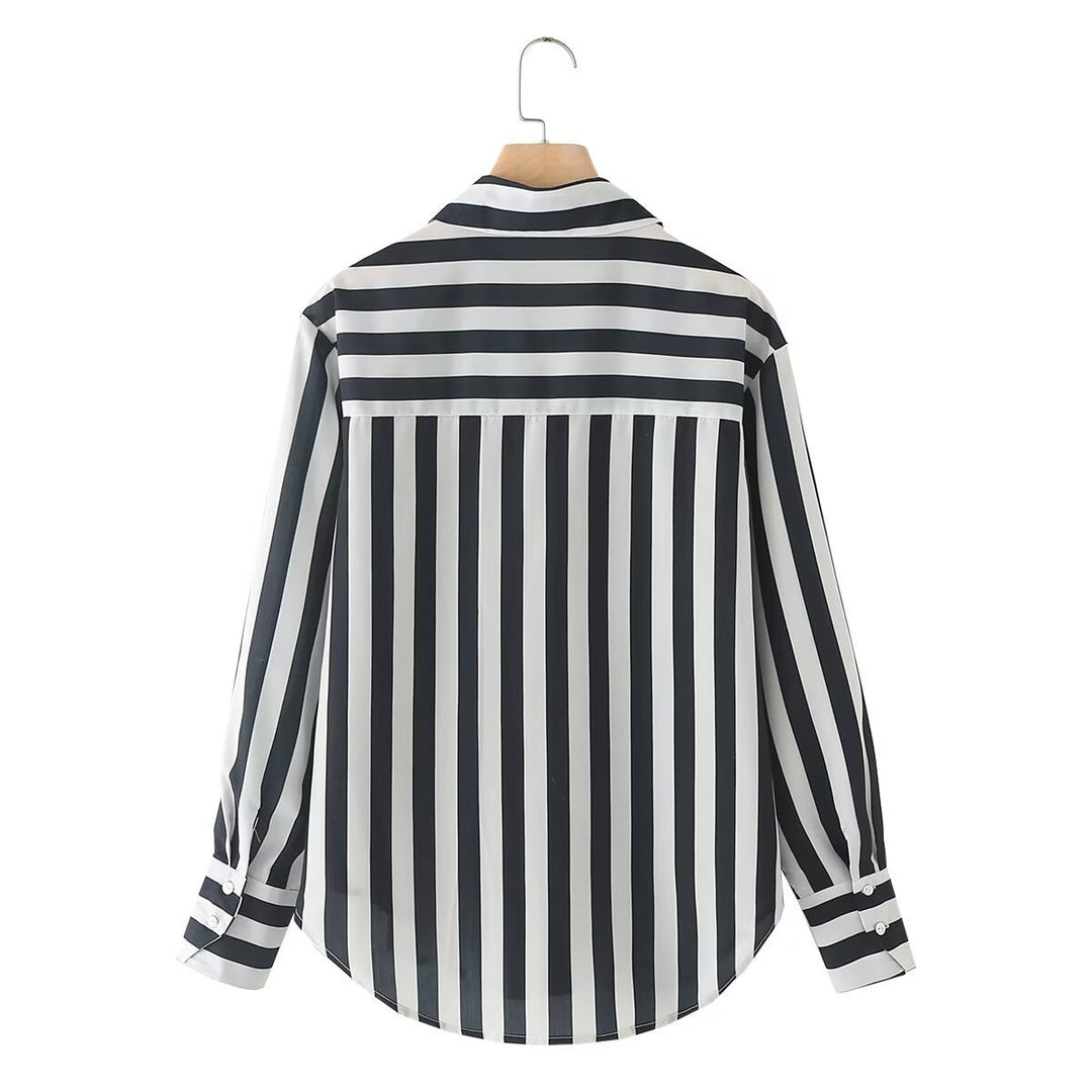 Damen elegante Bluse mit modernem Streifenmuster und klassischem Kragen EB