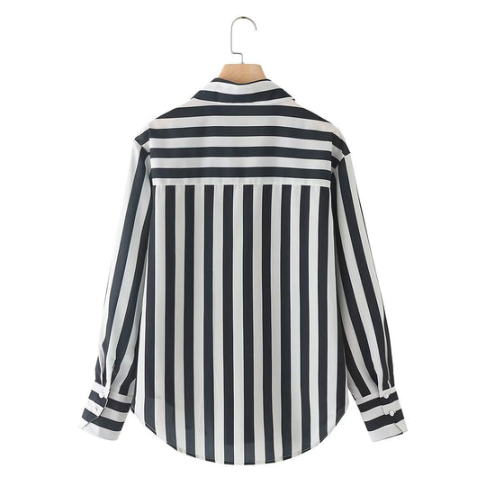 Damen elegante Bluse mit modernem Streifenmuster und klassischem Kragen EB