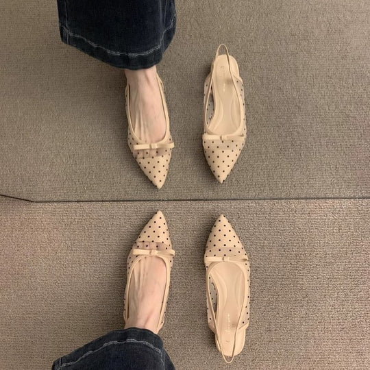 Damen Slingback Pumps aus transparentem Material mit dezentem Punktedesign EB