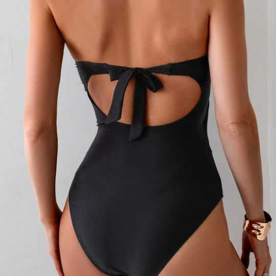 Damen Bandeau Badeanzug mit cut-out und dekorativem Schmuckelement EB