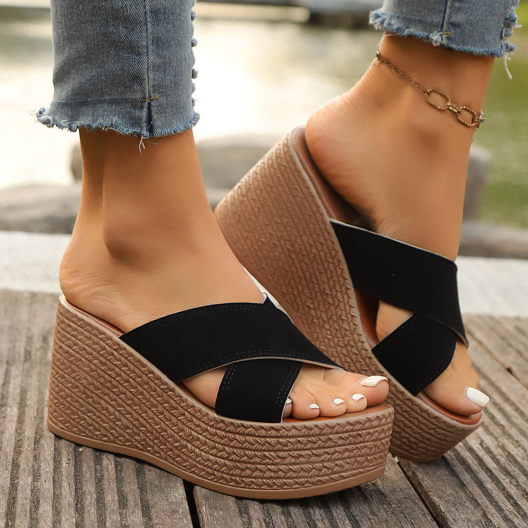 Damen Wedge-Sandalen mit geflochtenem Absatz und überkreuzten Riemen EB