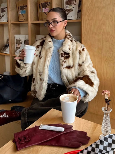 Damen modische Kurzjacke aus Kunstpelz mit einzigartigem Tiermotiv EB