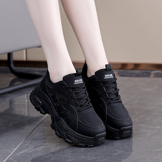 Damen Sportliche Sneakers mit atmungsaktivem Obermaterial EB